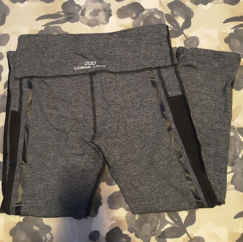 Lorna Jane Mesh Crop Leggings